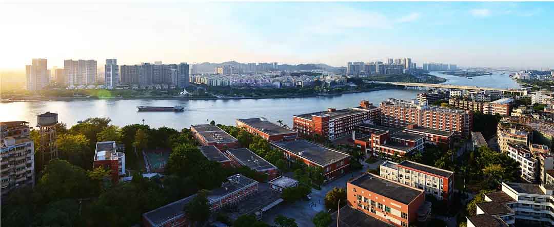 【院校介紹】廣州大學(xué)(紡織服裝學(xué)院)(圖1)