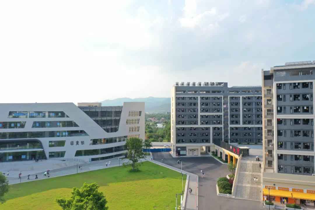 2021年廣州松田職業(yè)學(xué)院高職擴(kuò)招專項(xiàng)招生簡(jiǎn)章(圖1)